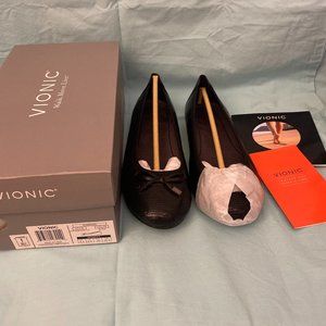 VIONIC Women's Spark Minna Ballet Flat